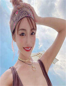 每走一步就深深的撞一下,清纯小女生