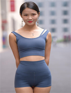 小黄人免费视频日本/扒开粉嫩的小缝喷出水