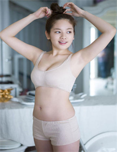 女儿的朋友2完整视频有翻译吗